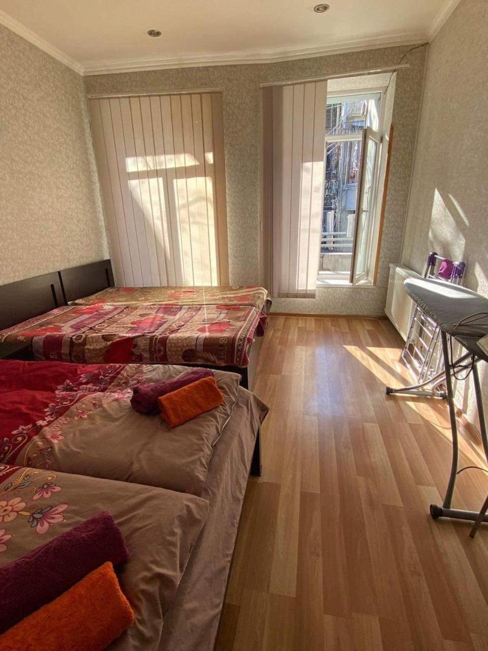 Nutsa'S Apartment In Old Tbilisi Ngoại thất bức ảnh
